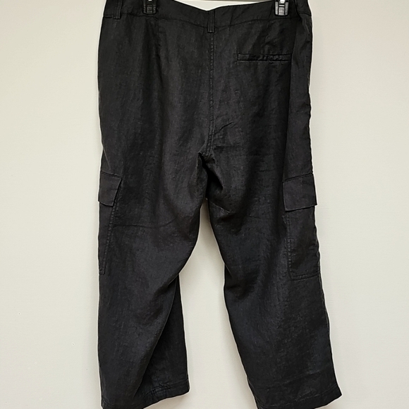 Eileen Fisher Linen Cargo Capri Pant, Graphite, Size 12 - Picture 7 of 12